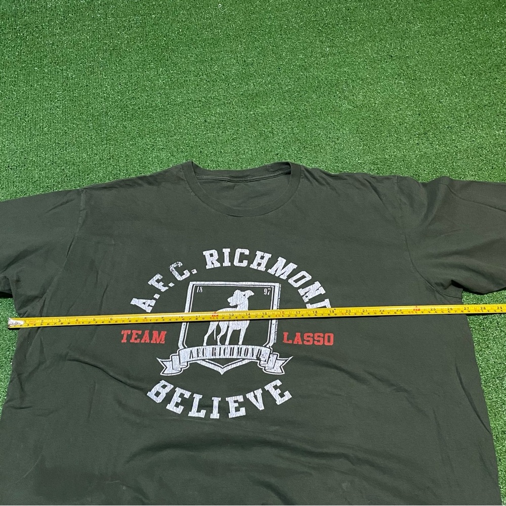 Team Ted Lasso AFC Richmond Believe Graphic T-Shirt Army Green Size 3XL - Picture 4 of 4